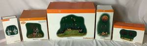 lot 287 image: Department 56 Halloween Village Accessories