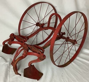 lot 279 image: Red Garden Cultivator Excelsior Patent Aug 28-94 Cast Iron 24 L x 15 W