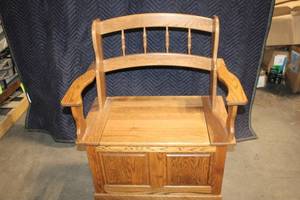 lot 33 image: Wooden Bench with Storage Compartment