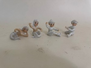 lot 39 image: RARE Pixie Elf LusterwareCandle Huggers