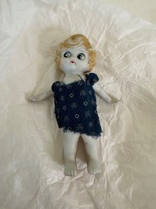 lot 40 image: Betty Boop Kewpie Doll Bisque Jointed Arm Flapper