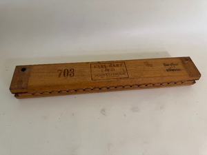 lot 46 image: 1950s Vintage German Pine Cigar Press