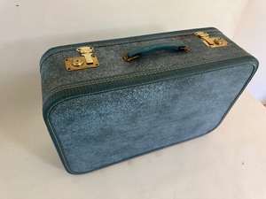 lot 48 image: Vintage Briefcase