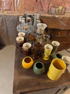 lot 87 image: Huge Lot of Ceramic, Glass, & Fire King