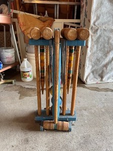 lot 125 image: Vintage Croquet Set