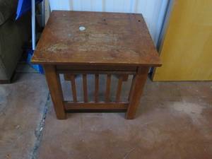 lot 52 image: Previously enjoyed solid hardwood m...