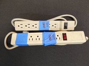 lot 96 image: Set of 2 Powerstrips - 4 & 3ft Cords