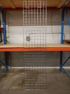 lot 49 image: Set of 2 Gridwall Panels - 2x6 - Silver