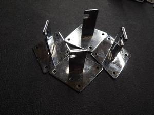 lot 113 image: Set of 4 Gridwall Mounting Brackets - Silver