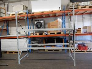 lot 70 image: 1 Section of Pallet Racking - 36 Uprights, 8 Beams - 2 Shelves