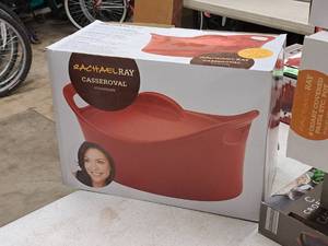 lot 590 image: Rachael Ray 4.25-Quart Stoneware Casseroval