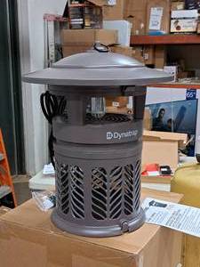 lot 701 image: Dynatrap Insect Repeller DT2030