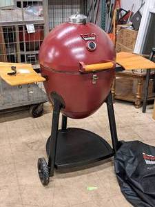lot 557 image: Char-Griller King-Griller Grill