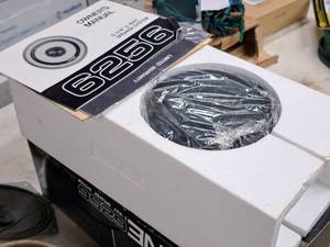 lot 765 image: Alpine 5-14 Speaker System  2-Way