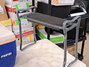lot 774 image: Fold-Up Stool