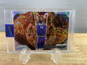 lot 56D image: Giannis Antetokounmpo Bucks Fireworks Panini Prizm Card J