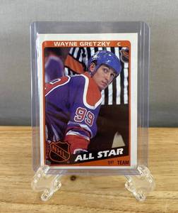 lot 29D image: 1984 Topps Wayne Gretzky NHL All-Star Trading Card #154 N