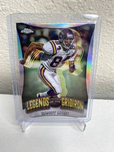 lot 324 image: 2024 Randy Moss Legends of the Gridiron Refractor Card M