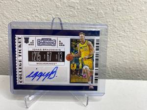 lot 331 image: Panini Contenders 2019 Draft Picks Ignas Brazdeikis Signed College Ticket Card M