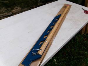 lot 58 image: ICESAW 28-36 Folding Ice Saw (NOS)