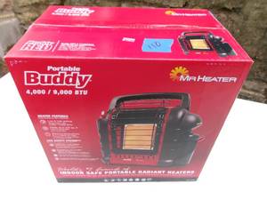 lot 110 image: 4-9000 BTU Buddy Heater (NOS)