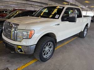 lot 10 image: 2009 Ford F-150 Lariat 4x4 Crew Cab