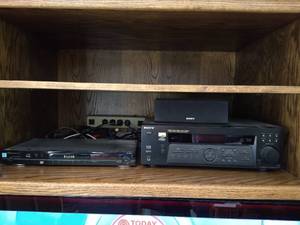 lot 9 image: Receiver, DVD Player & Speakers