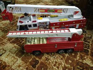 lot 97 image: Two Tonka Fire Engines