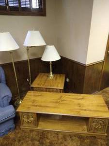 lot 111 image: Coffee Table, Side Table & Lamps