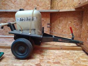 lot 196 image: Black & Decker Pull Behind Lawn Sprayer