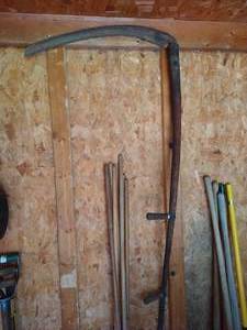 lot 199 image: Hand Scythe
