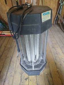 lot 207 image: Large Bug Zapper
