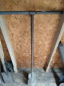 lot 215 image: T-Bar Post Hole Digger