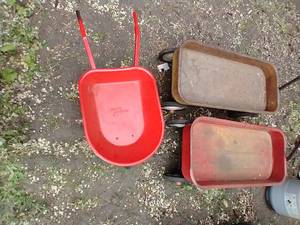 lot 226 image: Two Wagons & Small Wheelbarrow