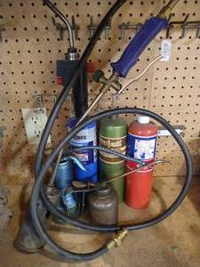 lot 263 image: Two Oil Cans, Hand Torches, Small Propane Tanks