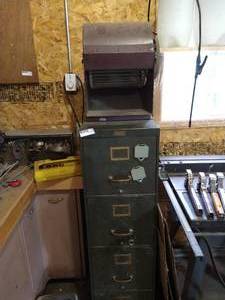 lot 304 image: Filing Cabinet w Contents & Shop Fan