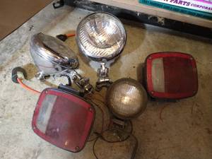 lot 308 image: Headlights