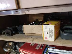 lot 309 image: Shelf of Auto Parts & Pieces, Trailor Light