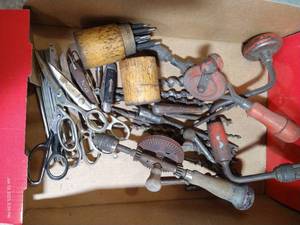 lot 335 image: Lot of Vintage Tools Drills, Knives, Scissors, Etc
