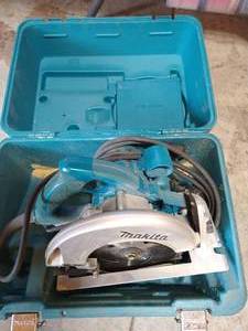 lot 353 image: Makita Circle Saw
