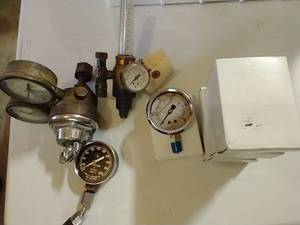 lot 377 image: Bucket of Misc Gauges