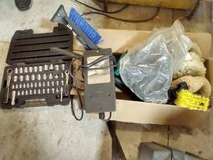 lot 386 image: Misc. Automotive Accessories, Socket Set, Trunk Net, Car Washing Gloves, Etc