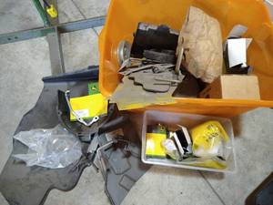 lot 393 image: Tote of John Deere Parts