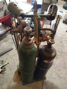 lot 405 image: Craftsman Acetylene Torch Set