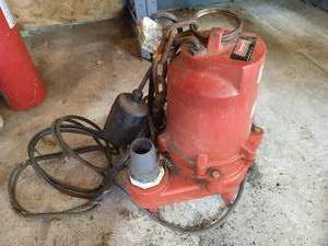 lot 417 image: Coleman Water Pump