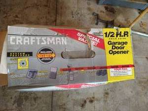lot 425 image: NEW Craftsman Garage Door Opener