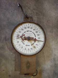 lot 437 image: Vintage Hanging Dairy Scale