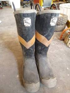 lot 442 image: Top Notch Firemans Boots