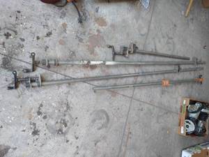 lot 443 image: Four Pole Clamps