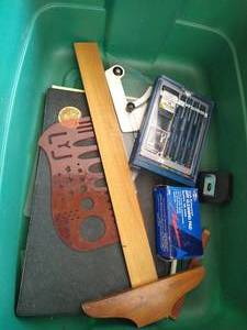 lot 464 image: Surveying Equipment